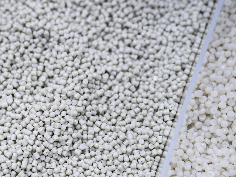 The Advantages Of Choosing Post-Consumer Recycled Resin